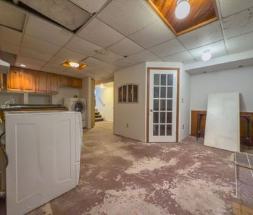 For Lease - 343 Bronte Road, Oakville, Ontario - Photo 3