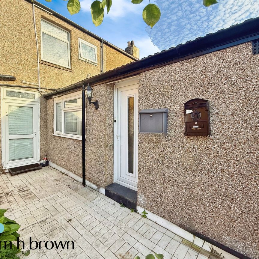 Rectory Road, Grays - Photo 1