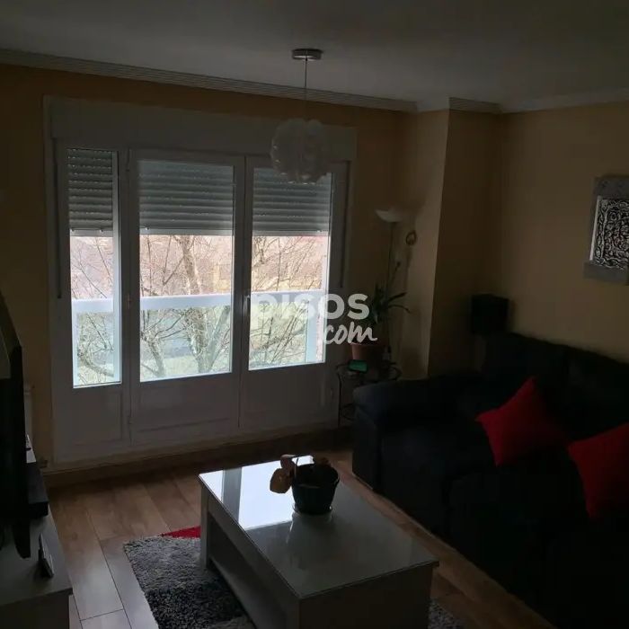 Piso en alquiler en Paseo del Parque - Photo 1