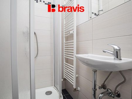 Pronájem bytu 1+kk 24 m2 - Fotografie 5