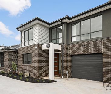 Almost Brand New Town House - Photo 6