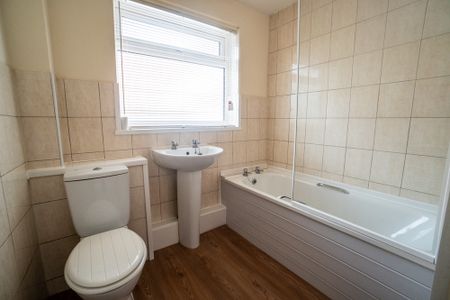 1 Bed Flat, Stuart Court, LE2 - Photo 3