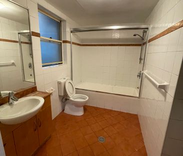 Level 1, 8/146 Cleveland Street, Chippendale NSW 2008 - Apartment F... - Photo 5