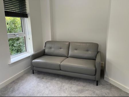 2 Bed Semi-Detached House, Copper Beech Court, LS16 - Photo 3