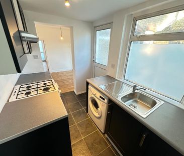 2 bedroom terraced house to rent - Photo 6