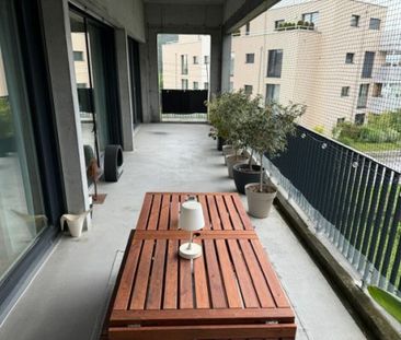 Stilvolle 4.5-Zimmerwohnung mit grossem Balkon - Foto 1