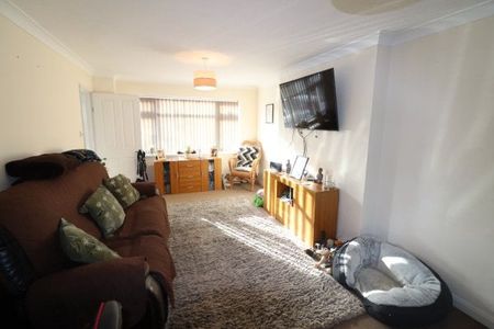 Latchetts Shaw, Basildon, Property for rent - Photo 4