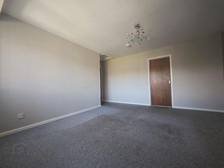 38 The Grange, Lurgan, BT67 9BU - Photo 2