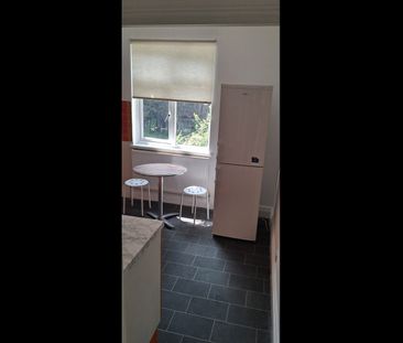 2 Bed Flat, Northwick Avenue, HA3 - Photo 6