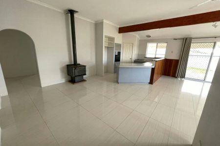 5 Brand Avenue - Photo 2