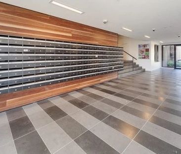 Luxury And Fully Furnished Student Accommodation - Photo 6