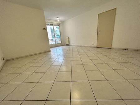Location appartement, 2 pièces, 1 chambre, surface 46m² - Photo 2