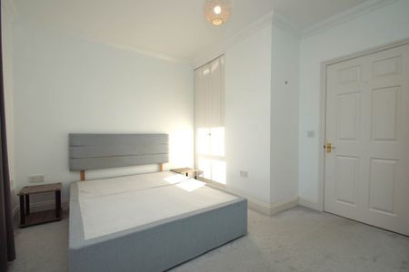 2 bed Apartment for rent - Photo 2