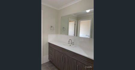 Modern Living - Photo 5