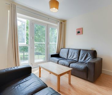 Flat to rent on - Photo 4