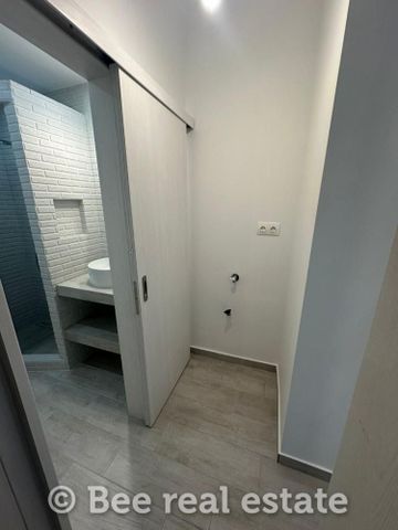 Studio/Γκαρσονιέρα για ενοικίαση Πλατεία Ναυαρίνου (Κέντρο Θεσσαλονίκης) - Photo 5