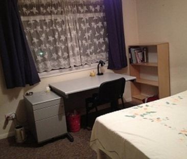 5 Bed - Bantock Way - Photo 5