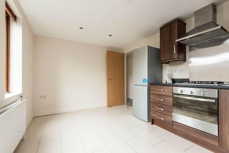 11 Bailey Manor, Robbs Road, Dundonald, Belfast, BT16 2NZ - Photo 3