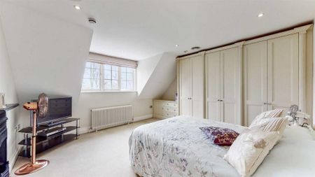 7 bedroom detached house to rent - Photo 4