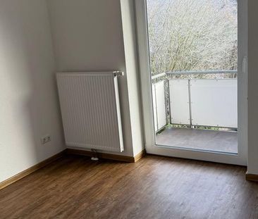 Helle 2 Zimmer Nichtraucherwohnung - Photo 2