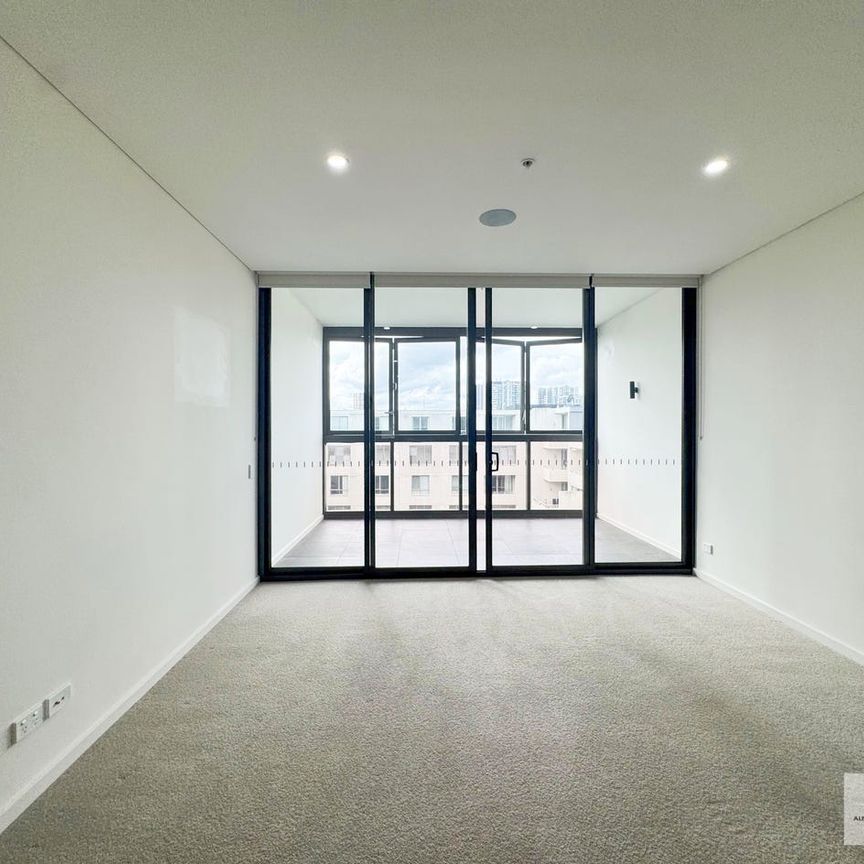 Beautiful Two Bedrooms Apartment for Lease!!! - Photo 1