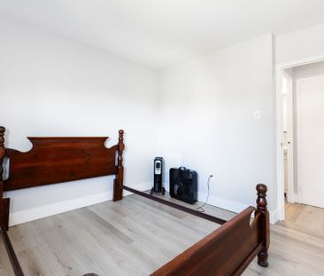 For Lease - 1172 HAMILTON Road Unit# 210, London East, Ontario - Photo 3