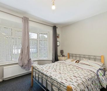 6 bedroom bungalow to rent - Photo 4