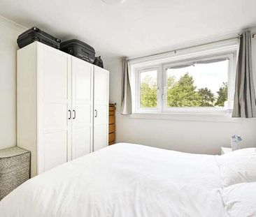 Fontley Way, Roehampton, SW15 - Photo 4