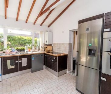 Hill Lane, Southampton - Photo 1