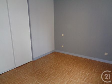 Location Appartement 3 pièces 67m² BRIVE LA GAILLARDE 19100 - Photo 3