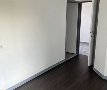 Location Maison 2 pièces 36 m2 à Vouillé-les-Marais - Photo 1