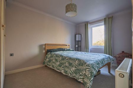 3 bedroom terraced house to rent - Photo 4