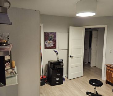 Condo à Louer - Photo 3