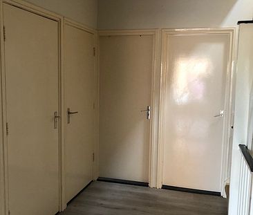 Te huur: Leuke bovenwoning met 2 slaapkamers nabij het centrum - Foto 1