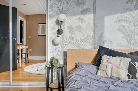 3 bedroom penthouse to rent - Photo 3