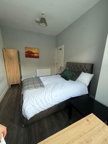 Room's To Let, 68 Tates Avenue, Belfast, BT9 7BY - Photo 2