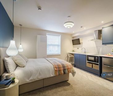 Studio to rent - Photo 1