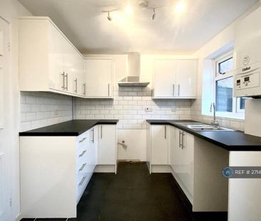 2 bedroom terraced house to rent - Photo 5