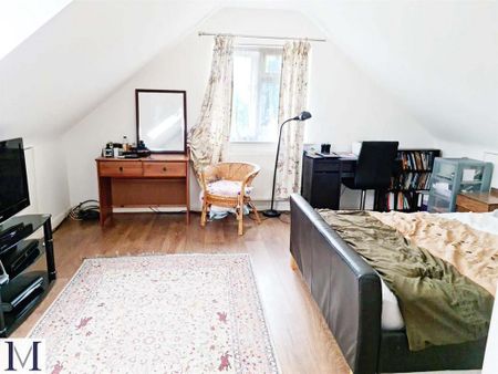 1 bedroom in a house share to rent - Photo 2
