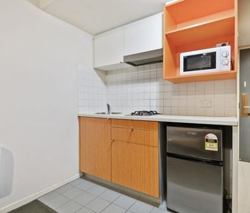 Furnished Studio in the Heart of Melbourne CBD - Photo 3