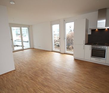 Attraktive 3-Zimmerwohnung mit Südterrasse, zwei Bädern und offener Küche - Photo 3