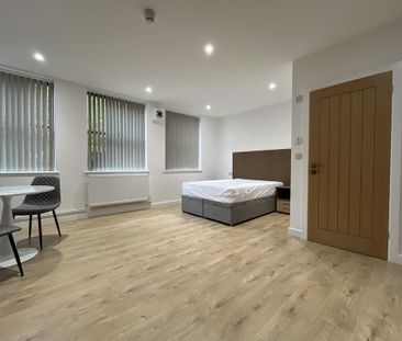 Studio to rent - Photo 2