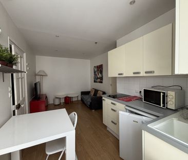 Location Appartement 2 pièces 31m² POITIERS 86000 - Photo 3