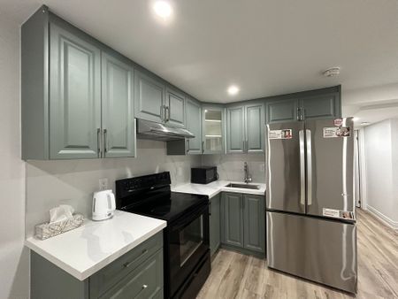 For Lease - 23 Bleasdale Avenue, Brampton, Ontario - Photo 3