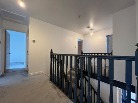 5 bedroom detached house to rent - Photo 4