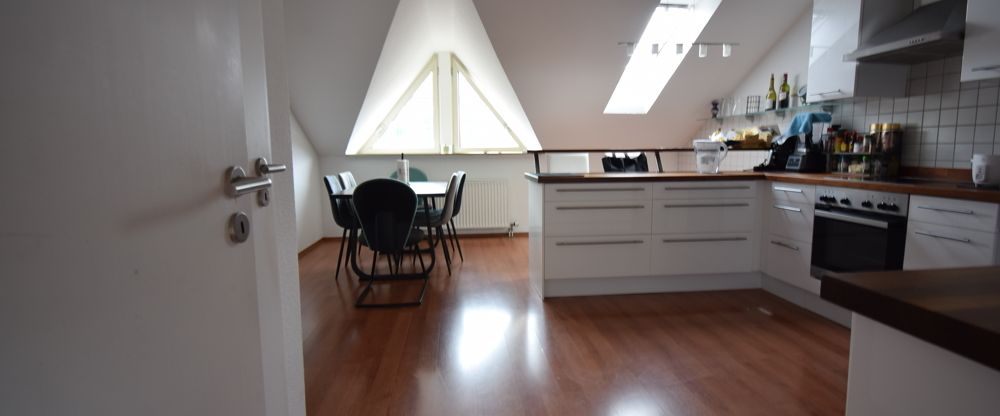 Besondere, großzügige Wohnung in prima Innenstadtlage - Foto 1