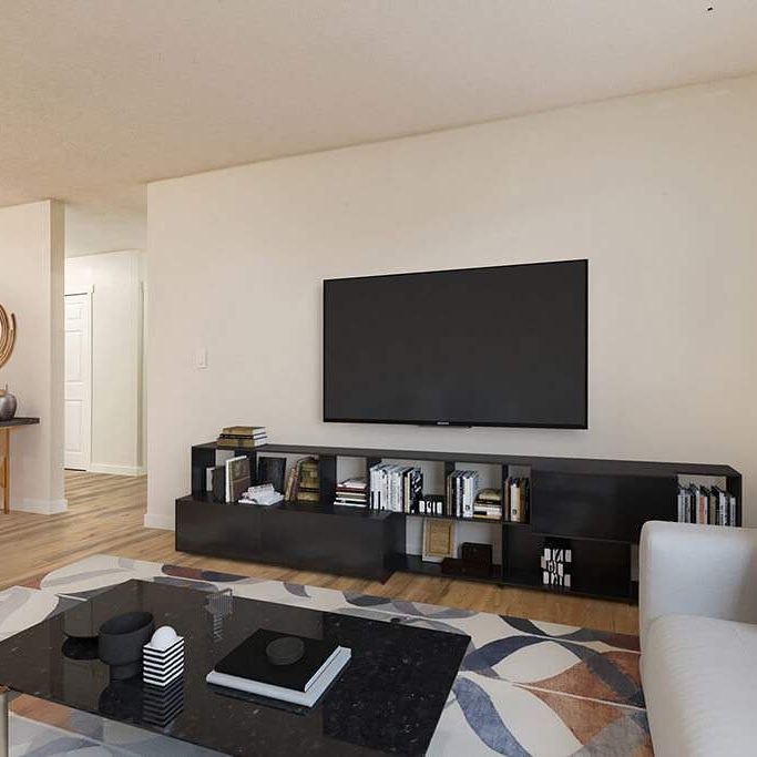 Renovated Suite - 1 Bedroom - Photo 1