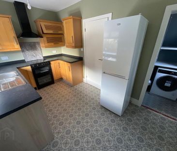 2 Dhu Varren Crescent, Belfast, BT13 3FL - Photo 3