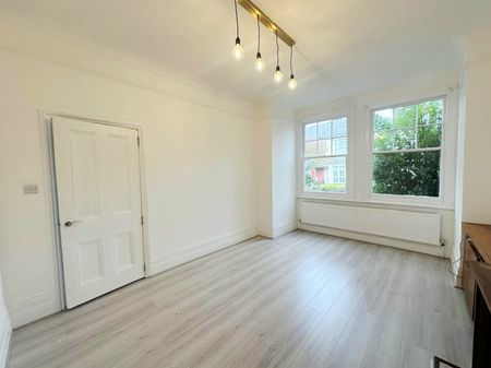 Sylvan Avenue, N22 5HX, Wood Green - Photo 2