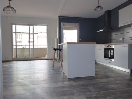 Location Appartement 3 pièces 62m² - Photo 4
